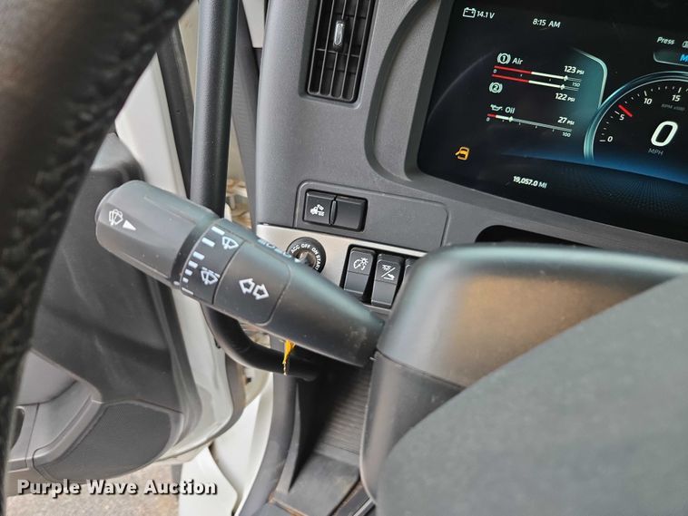 image for item EB6489 2025 Kenworth T880 dump truck