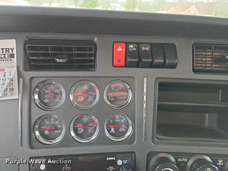 image for item EB6489 2025 Kenworth T880 dump truck