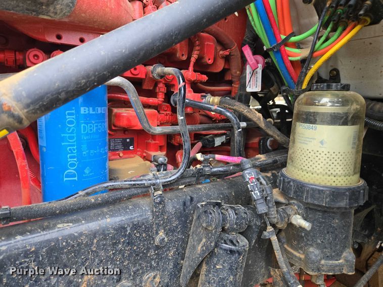 image for item EB6489 2025 Kenworth T880 dump truck