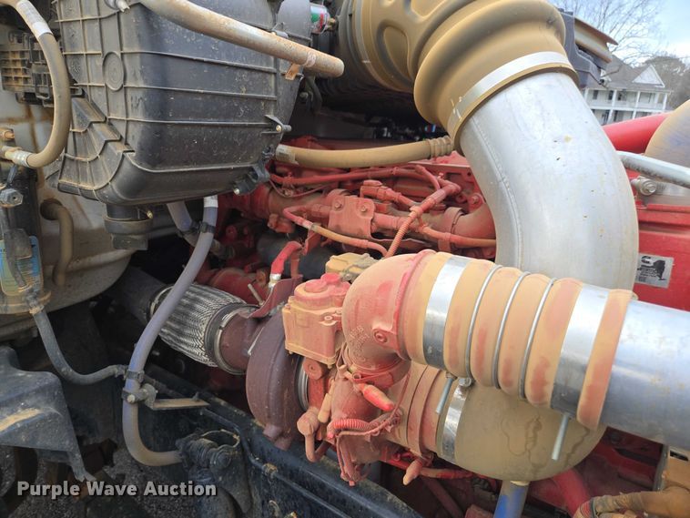 image for item EB6489 2025 Kenworth T880 dump truck