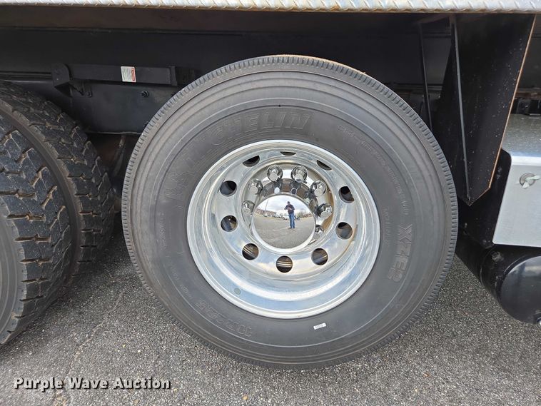 image for item EB6489 2025 Kenworth T880 dump truck