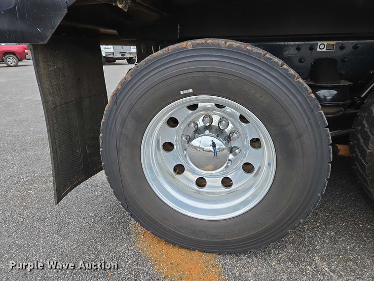 image for item EB6489 2025 Kenworth T880 dump truck