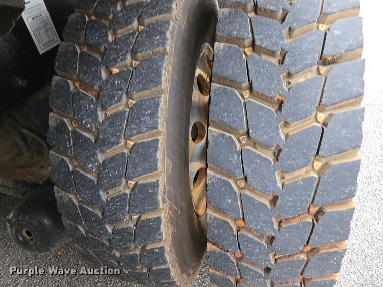 image for item EB6489 2025 Kenworth T880 dump truck