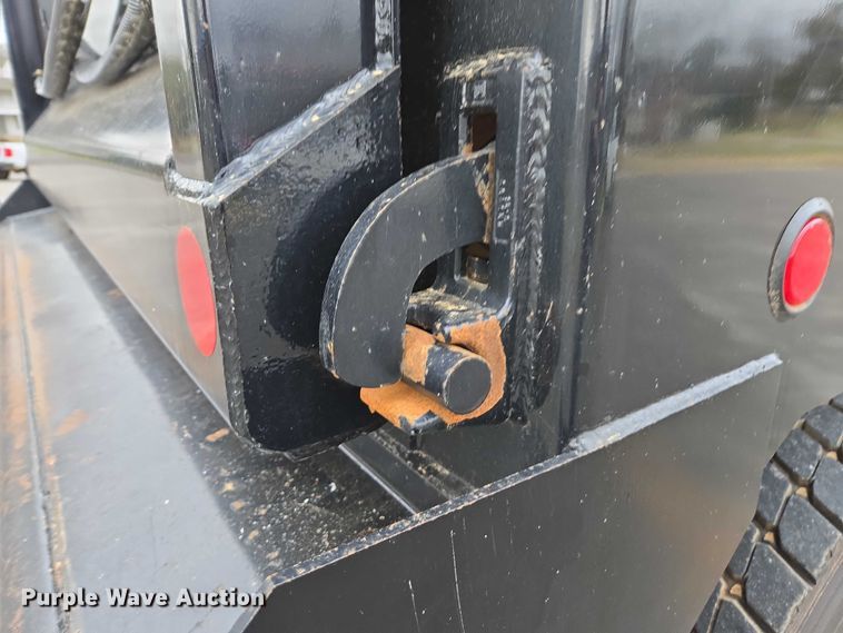 image for item EB6490 2025 Kenworth T880 dump truck