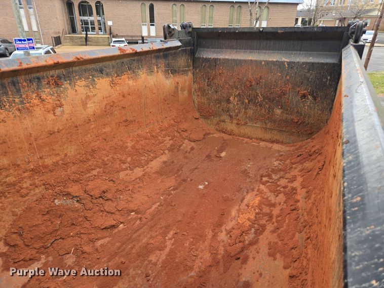 image for item EB6490 2025 Kenworth T880 dump truck