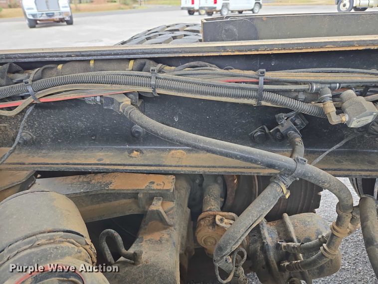 image for item EB6490 2025 Kenworth T880 dump truck