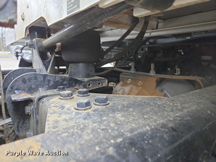 image for item EB6490 2025 Kenworth T880 dump truck