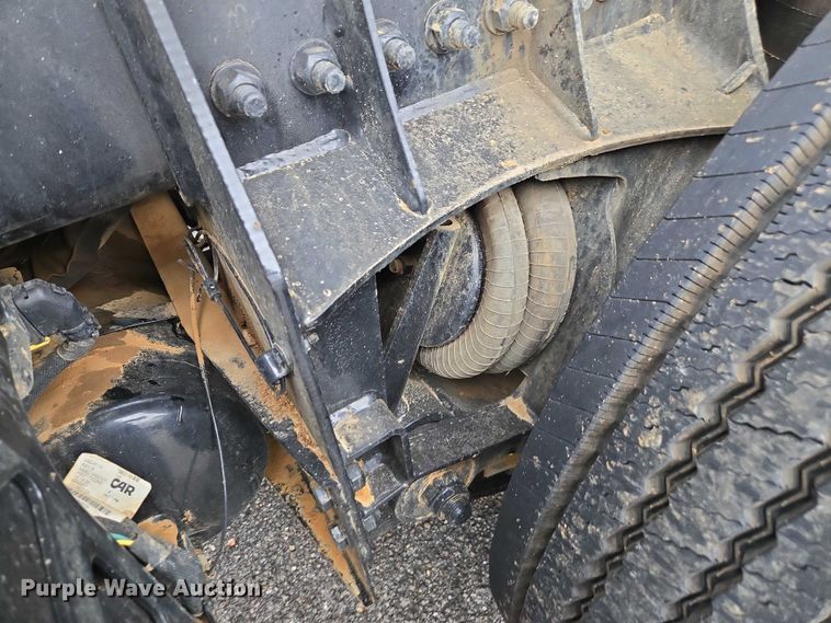 image for item EB6490 2025 Kenworth T880 dump truck