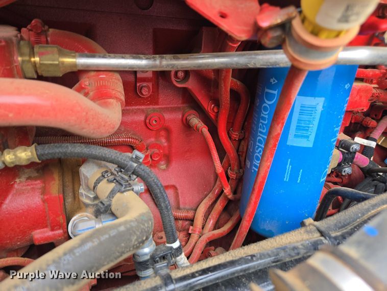 image for item EB6490 2025 Kenworth T880 dump truck