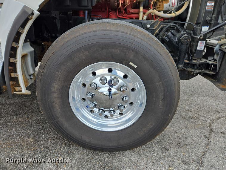 image for item EB6490 2025 Kenworth T880 dump truck