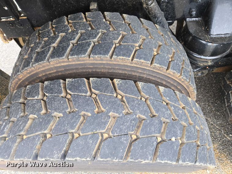 image for item EB6490 2025 Kenworth T880 dump truck