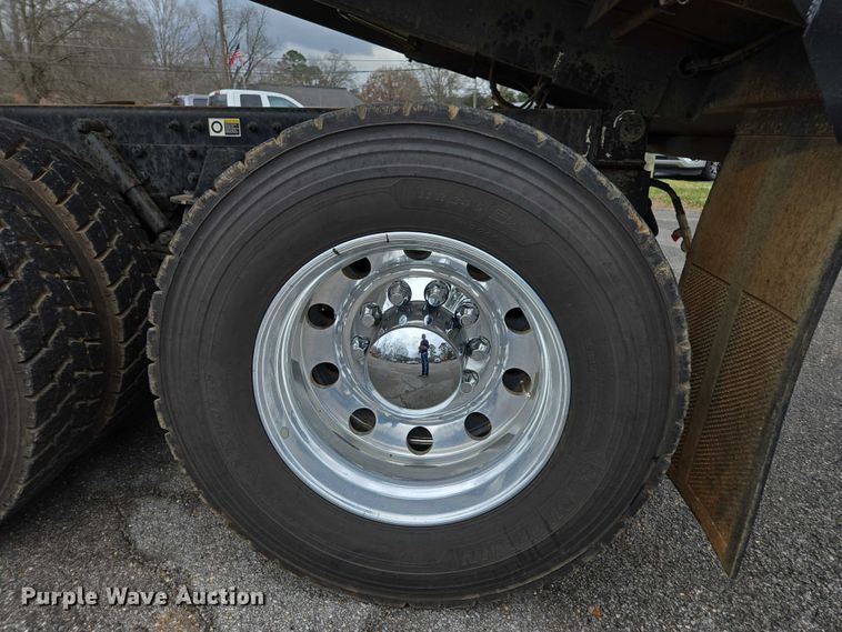 image for item EB6490 2025 Kenworth T880 dump truck