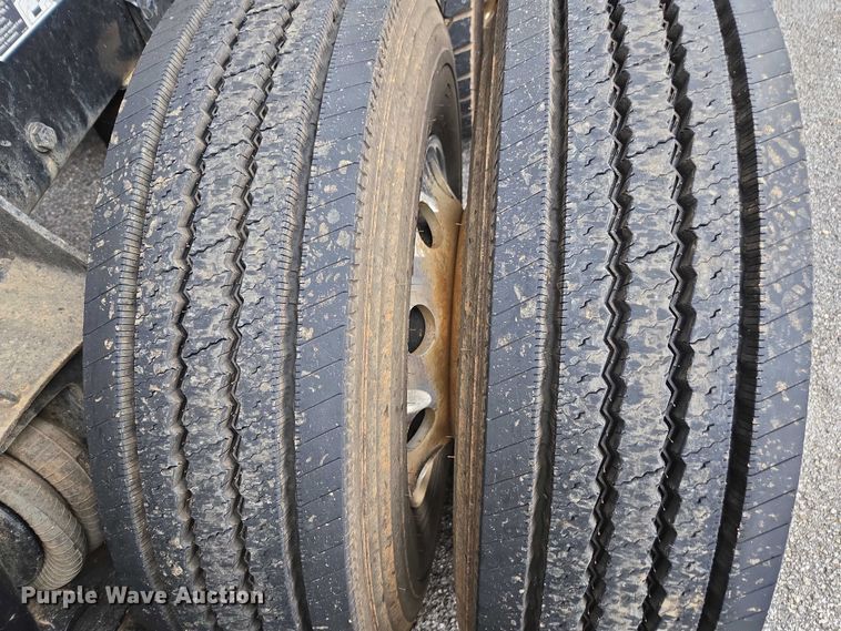 image for item EB6490 2025 Kenworth T880 dump truck