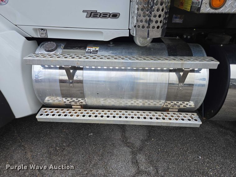 image for item EB6491 2025 Kenworth T880 dump truck