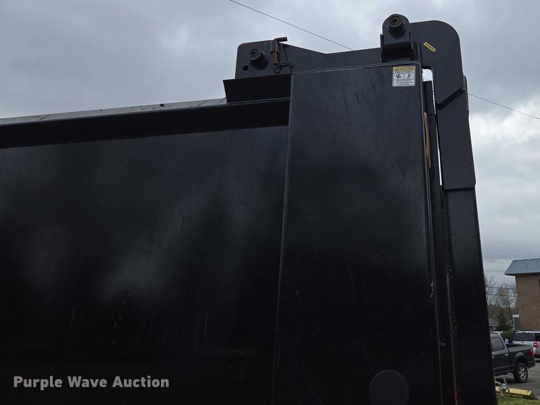 image for item EB6491 2025 Kenworth T880 dump truck