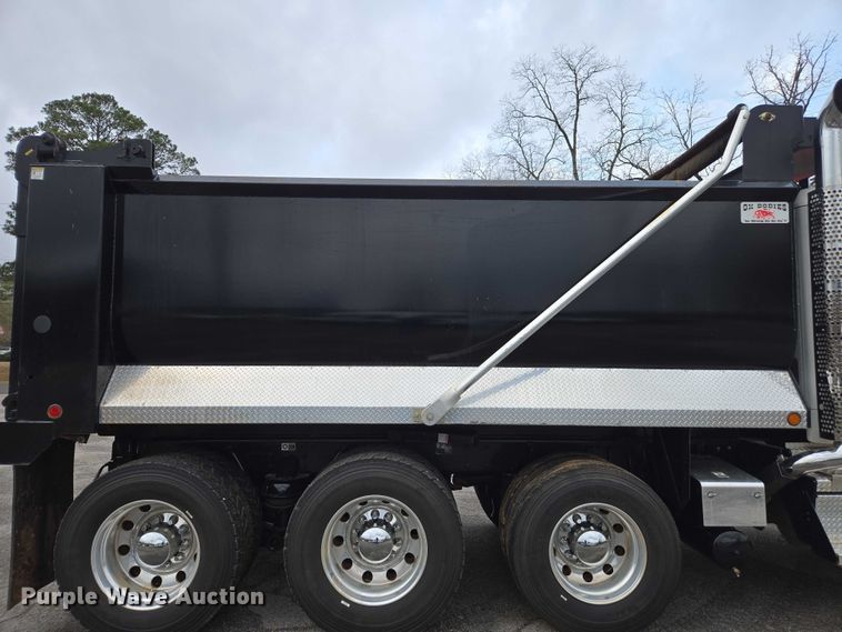 image for item EB6491 2025 Kenworth T880 dump truck