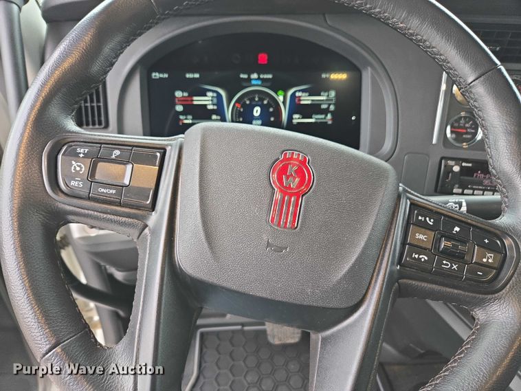 image for item EB6491 2025 Kenworth T880 dump truck