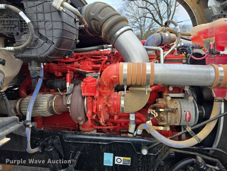 image for item EB6491 2025 Kenworth T880 dump truck