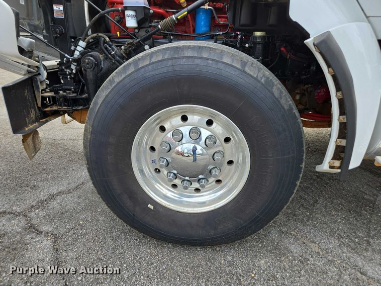 image for item EB6491 2025 Kenworth T880 dump truck