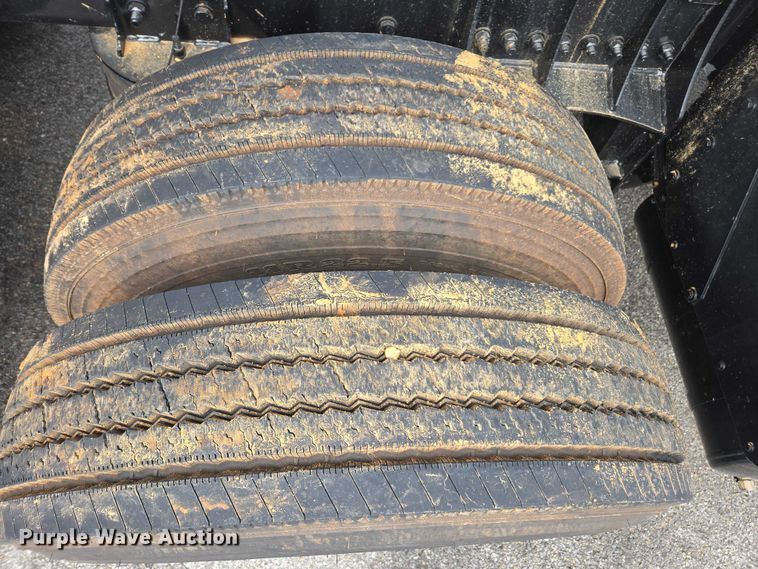 image for item EB6491 2025 Kenworth T880 dump truck