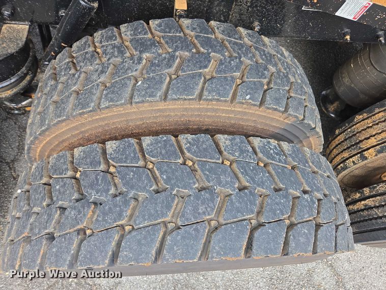 image for item EB6491 2025 Kenworth T880 dump truck