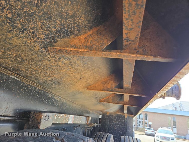 image for item EB6492 2025 Kenworth T880 dump truck