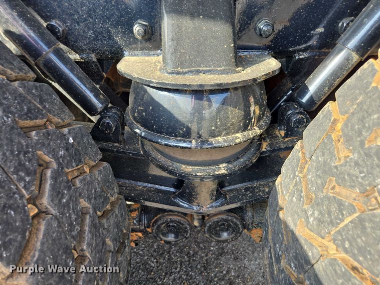 image for item EB6492 2025 Kenworth T880 dump truck