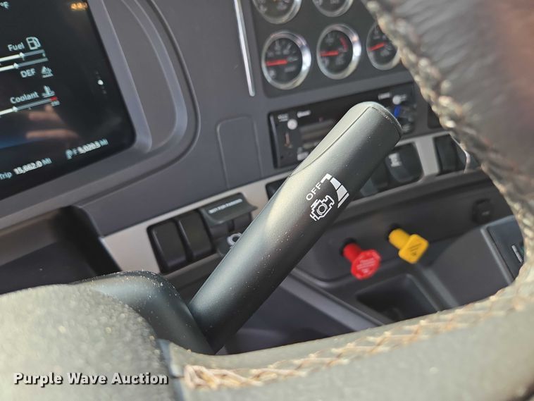 image for item EB6492 2025 Kenworth T880 dump truck