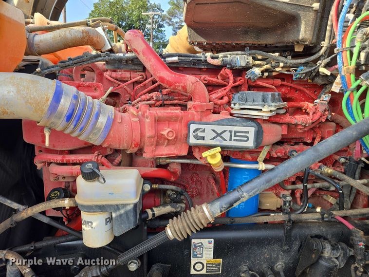 image for item EB6492 2025 Kenworth T880 dump truck