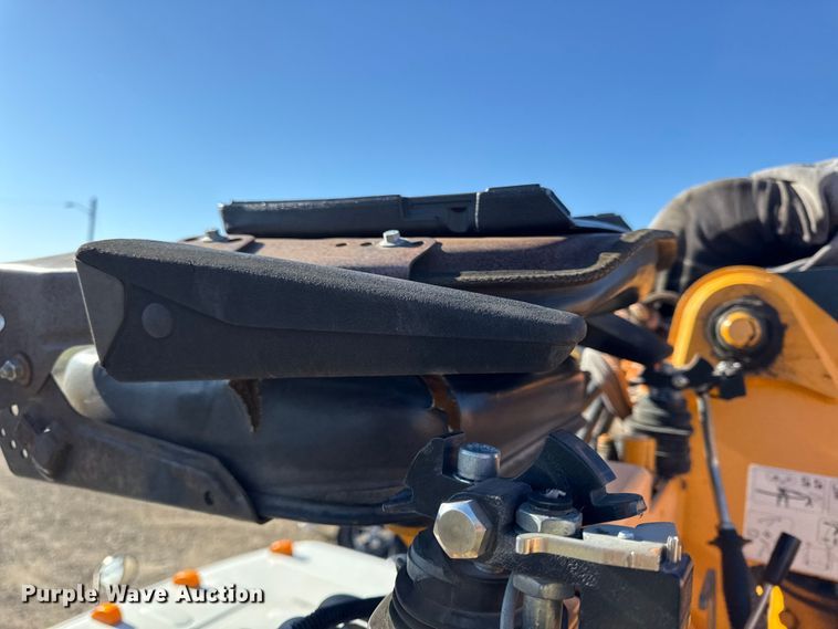 image for item EC4564 2010 Freightliner M2 crane truck