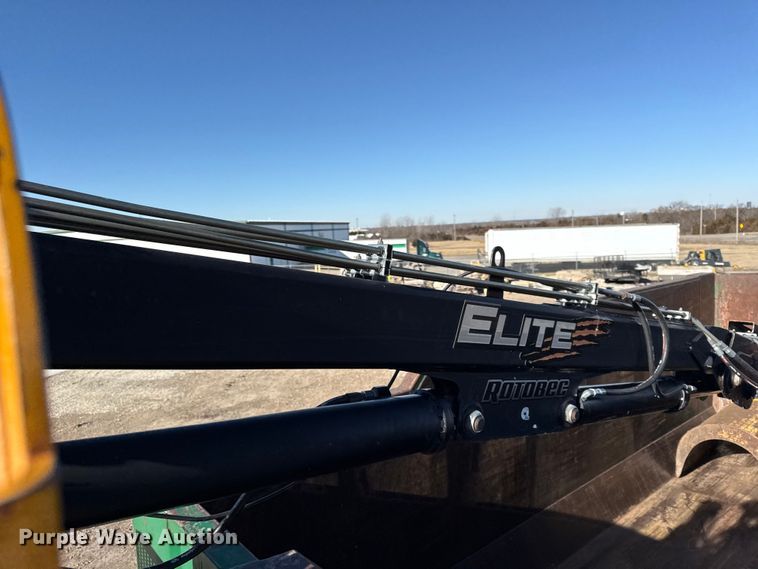 image for item EC4564 2010 Freightliner M2 crane truck