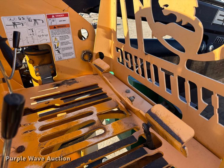 image for item EC4564 2010 Freightliner M2 crane truck