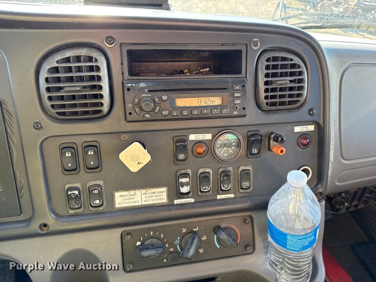 image for item EC4564 2010 Freightliner M2 crane truck