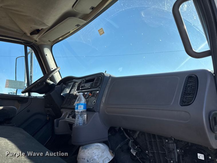 image for item EC4564 2010 Freightliner M2 crane truck