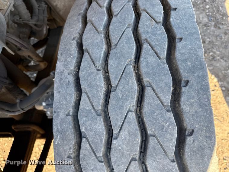 image for item EC4564 2010 Freightliner M2 crane truck