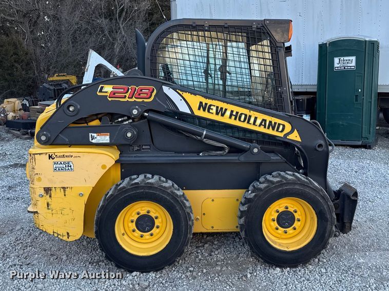 image for item EC4568 2011 New holland L218 skid steer loader