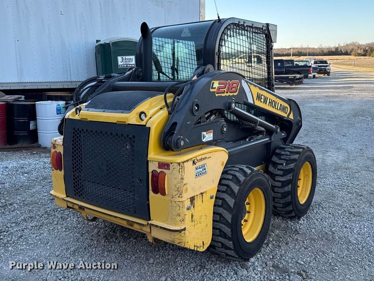 image for item EC4568 2011 New holland L218 skid steer loader
