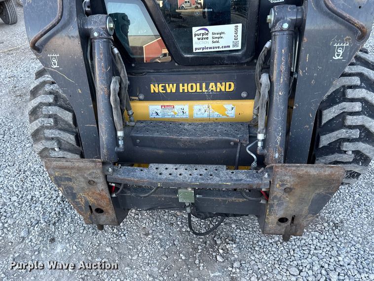 image for item EC4568 2011 New holland L218 skid steer loader