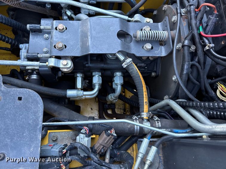 image for item EC4568 2011 New holland L218 skid steer loader