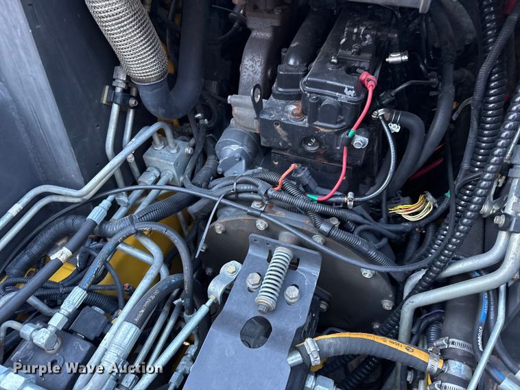 image for item EC4568 2011 New holland L218 skid steer loader