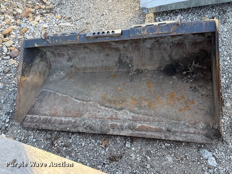 image for item EC4568 2011 New holland L218 skid steer loader