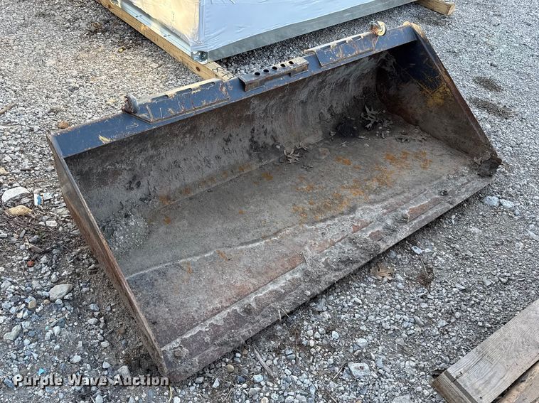 image for item EC4568 2011 New holland L218 skid steer loader