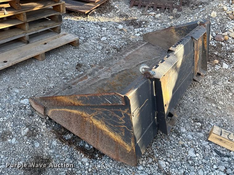 image for item EC4568 2011 New holland L218 skid steer loader