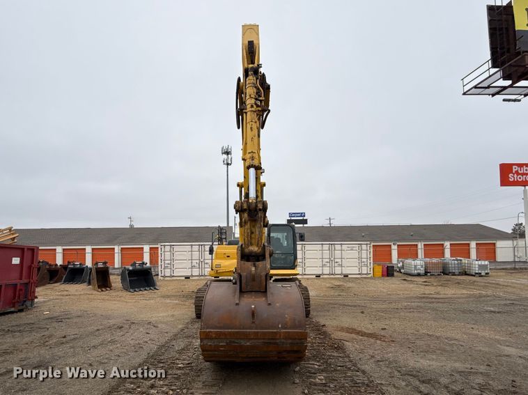 image for item EC4569 2017 Komatsu PC360LI-11 excavator