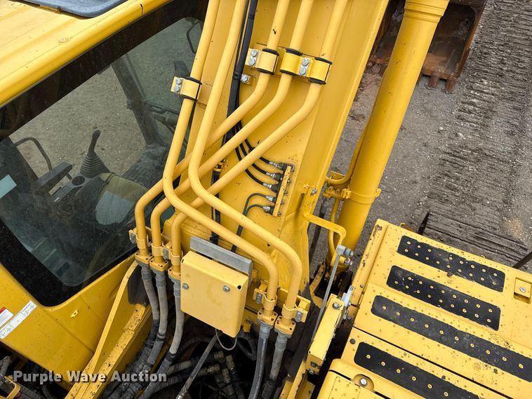 image for item EC4569 2017 Komatsu PC360LI-11 excavator