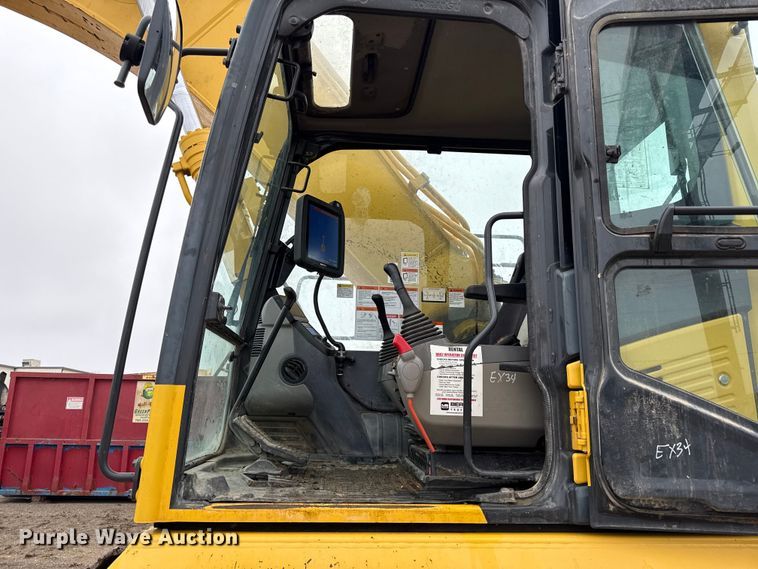 image for item EC4569 2017 Komatsu PC360LI-11 excavator