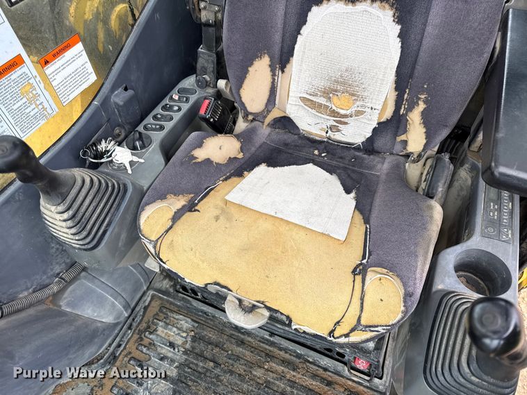 image for item EC4569 2017 Komatsu PC360LI-11 excavator