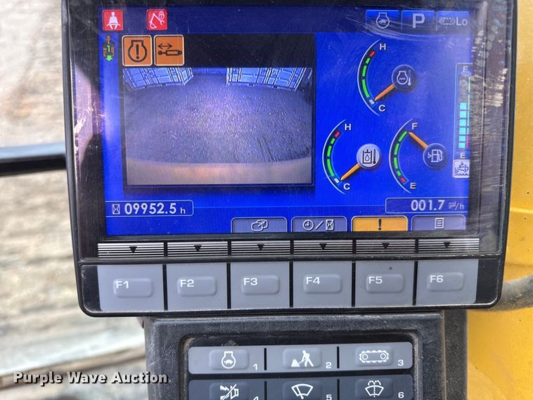 image for item EC4569 2017 Komatsu PC360LI-11 excavator