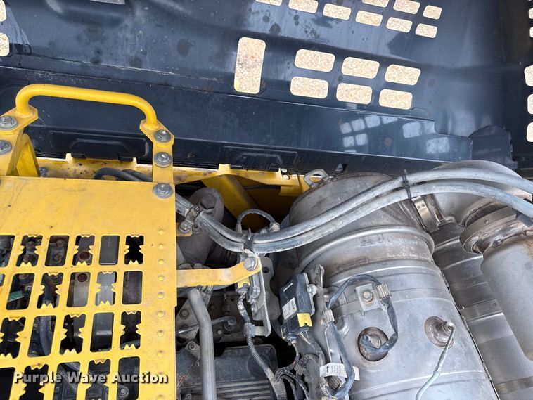 image for item EC4569 2017 Komatsu PC360LI-11 excavator