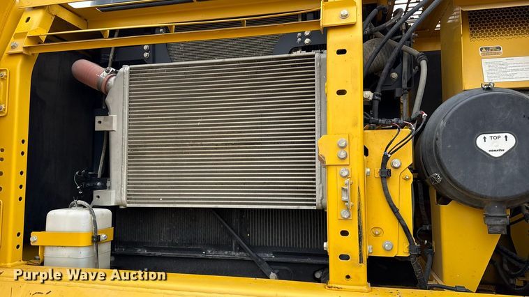 image for item EC4569 2017 Komatsu PC360LI-11 excavator